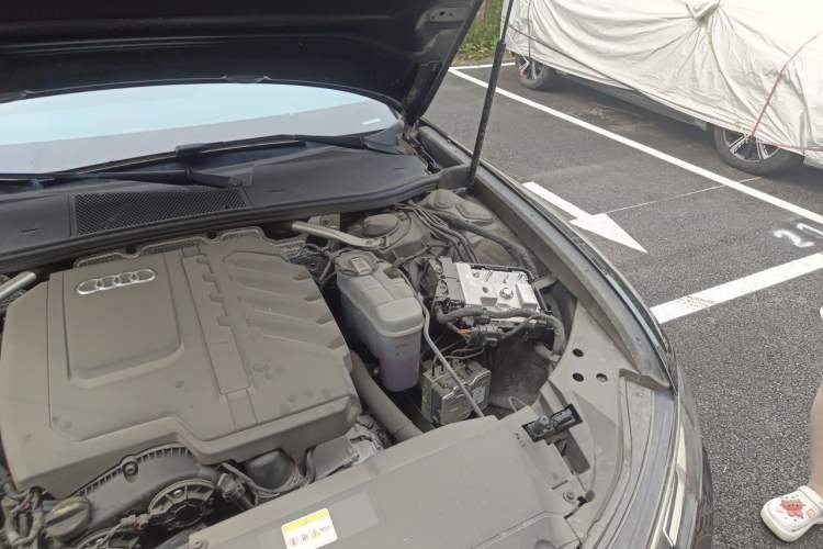 Used Audi A6L 2023 Revised 45 TFSI Prestige Dynamic Edition Engine Bay Left