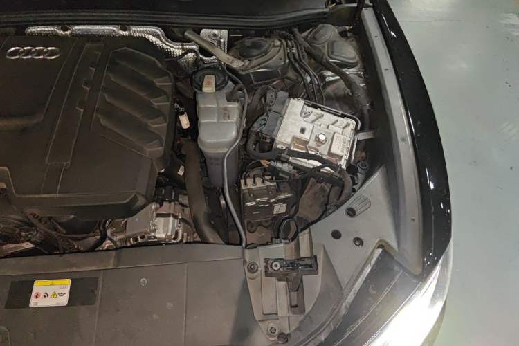Used Audi A6L 2023 Revised 45 TFSI Prestige Dynamic Edition Engine Bay Left