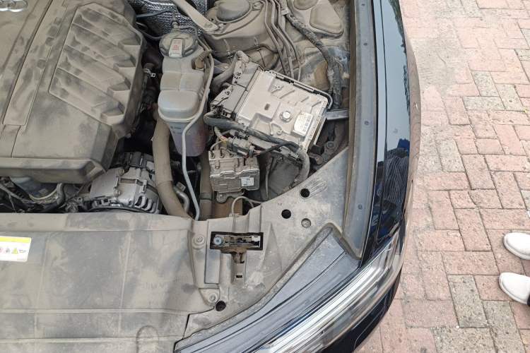 Used Audi A6L 2023 Updated 45 TFSI quattro Prestige Elegant Edition Engine Bay Left