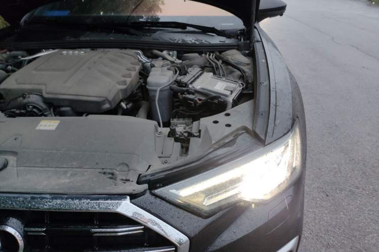 Used Audi A6L 2023 40 TFSI Luxury Dynamic Model Engine Bay Left