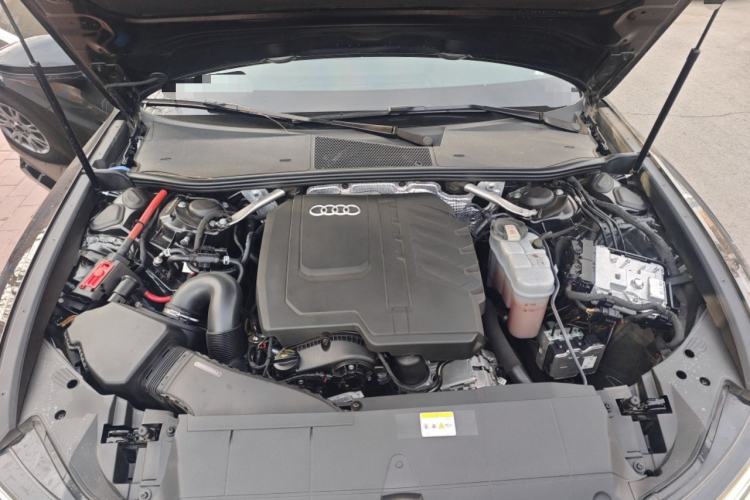 Used Audi A6L 2023 Revised Edition 45 TFSI quattro Prestige Dynamic Version Engine Bay