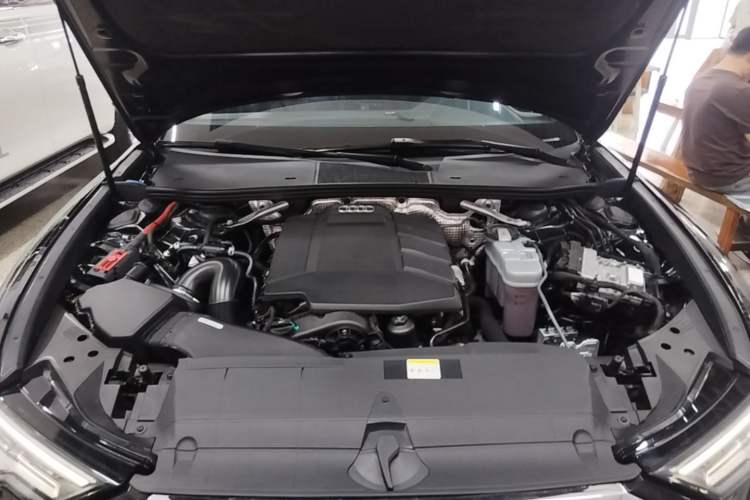 Used Audi A6L 2023 45 TFSI Prestige Dynamic Edition Engine Bay