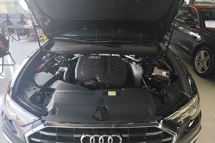 Used Audi A6L 2023 Revised 40 TFSI Luxury Dynamic Edition Engine Bay