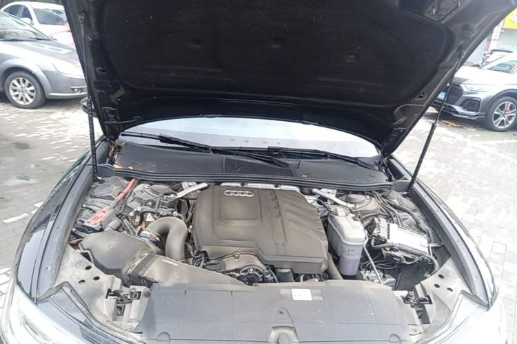 Used Audi A6L 2023 Revised 40 TFSI Luxury Dynamic Edition Engine Bay