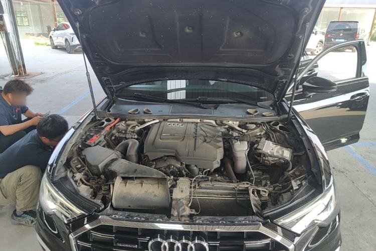 Used Audi A6L 2023 Revised Edition 45 TFSI quattro Prestige Dynamic Version Engine Bay