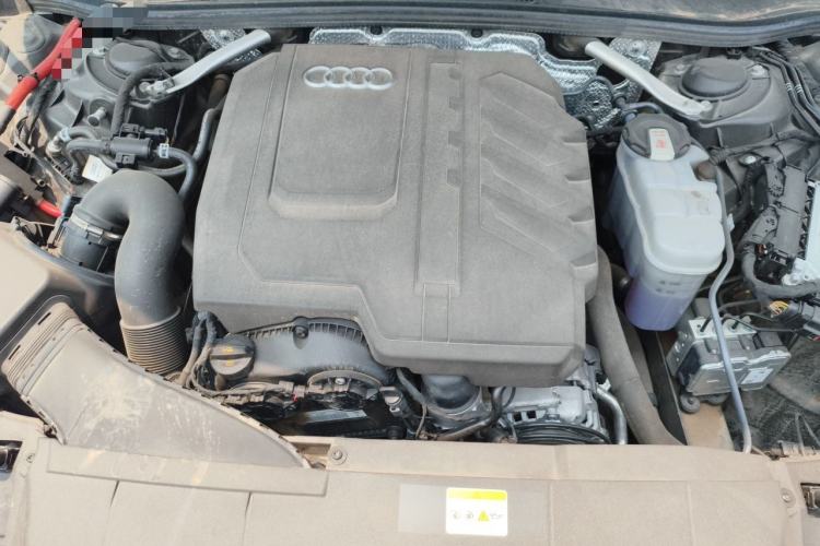 Used Audi A6L 2023 Revised 40 TFSI Luxury Dynamic Edition Engine Bay