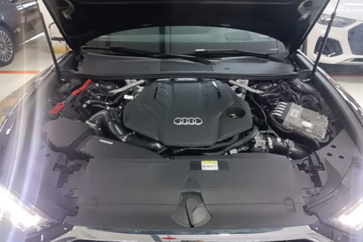 Used Audi A6L 2023 55 TFSI quattro Flagship Dynamic Edition Engine Bay