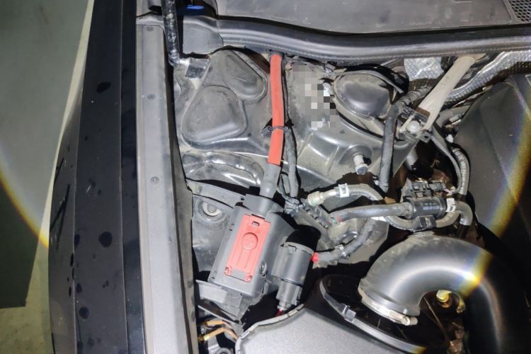 Used Audi A6L 2023 Revised 45 TFSI quattro Prestige Elegant Edition Engine Bay Right