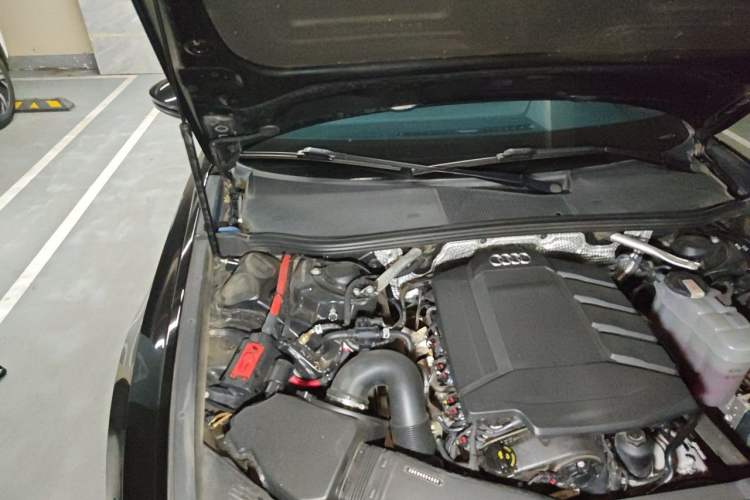 Used Audi A6L 2023 45 TFSI Prestige Dynamic Edition Engine Bay Right
