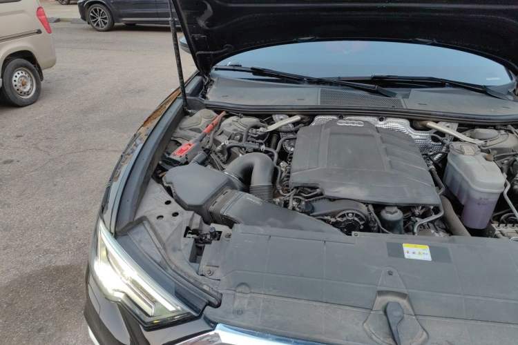 Used Audi A6L 2023 45 TFSI Prestige Dynamic Edition Engine Bay Right