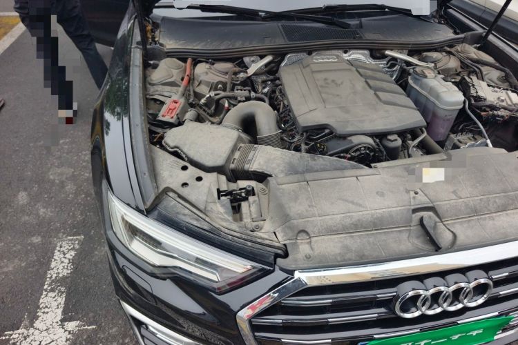 Used Audi A6L 2023 40 TFSI Luxury Prestige Edition Engine Bay Right