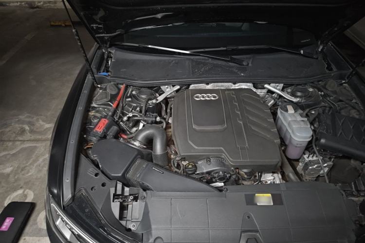 Used Audi A6L 2023 Revised Edition 45 TFSI quattro Prestige Dynamic Version Engine Bay Right
