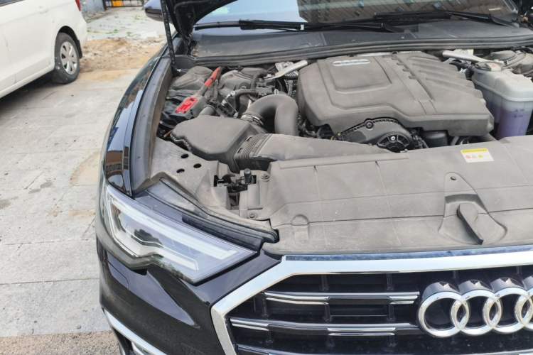 Used Audi A6L 2023 Revised 40 TFSI Luxury Dynamic Edition Engine Bay Right