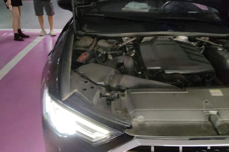 Used Audi A6L 2023 45 TFSI Prestige Elegant Edition Engine Bay Right