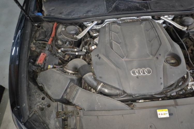 Used Audi A6L 2023 55 TFSI quattro Prestige Dynamic Edition Engine Bay Right