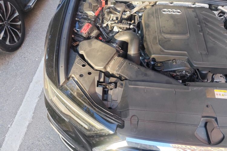 Used Audi A6L 2023 Revised Edition 45 TFSI quattro Prestige Dynamic Version Engine Bay Right