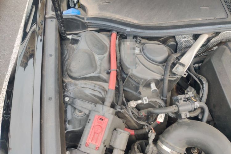Used Audi A6L 2023 Revised 40 TFSI Luxury Dynamic Edition Engine Bay Right