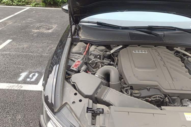 Used Audi A6L 2023 Revised 45 TFSI Prestige Dynamic Edition Engine Bay Right