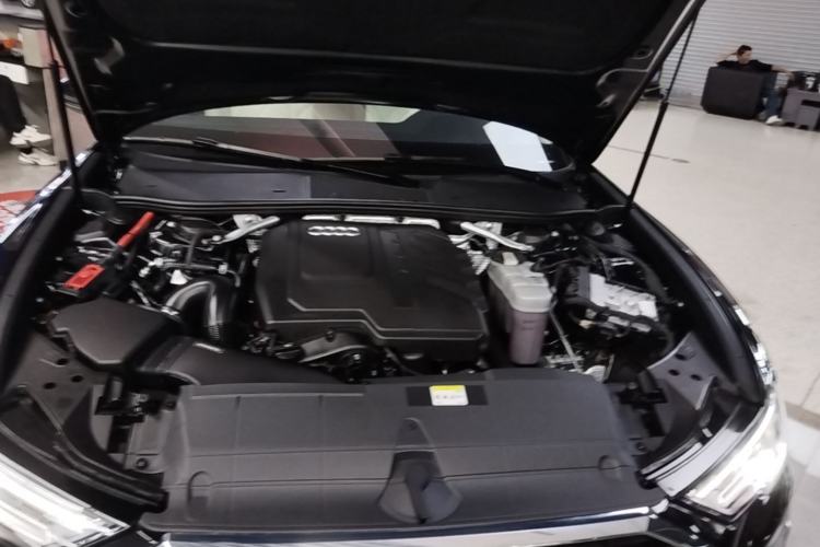 Used Audi A6L 2023 Revised 45 TFSI Prestige Dynamic Edition Engine Bay