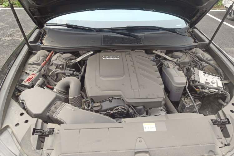 Used Audi A6L 2023 Revised 45 TFSI Prestige Dynamic Edition Engine Bay