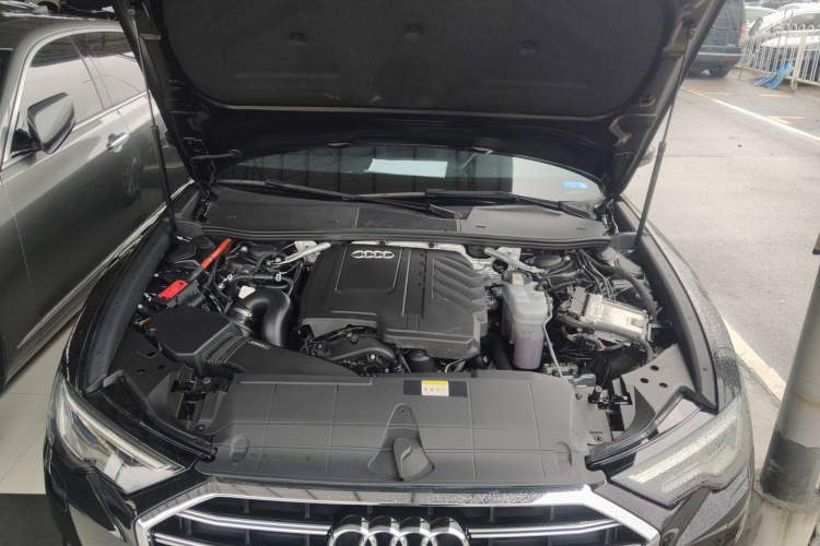 Used Audi A6L 2023 Revised 40 TFSI Luxury Prestige Edition Engine Bay
