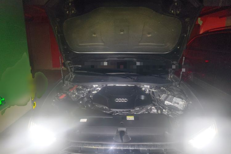 Used Audi A6L 2023 Updated 55 TFSI quattro Prestige Edition Engine Bay