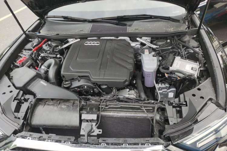 Used Audi A6L 2023 Revised 40 TFSI Luxury Prestige Edition Engine Bay