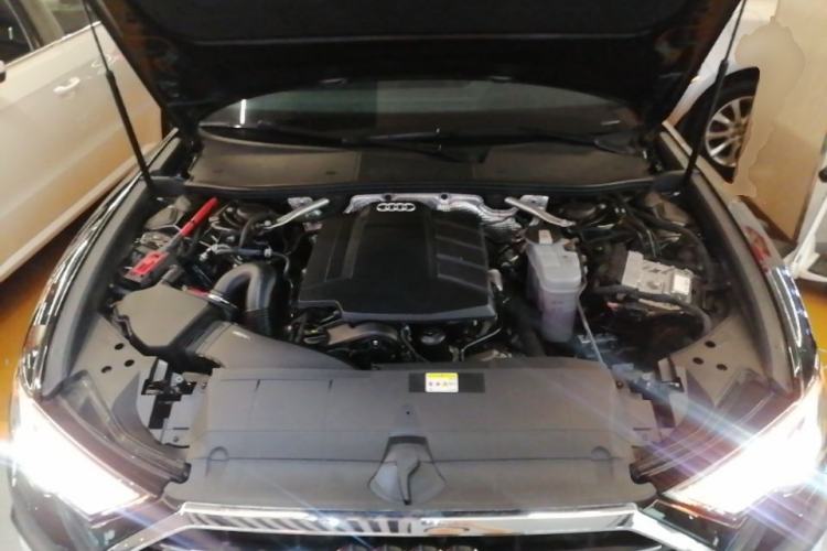 Used Audi A6L 2023 45 TFSI Prestige Dynamic Edition Engine Bay