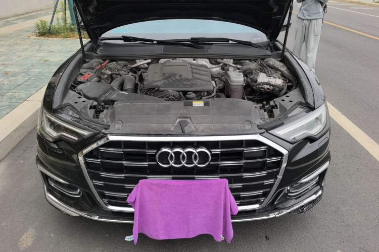 Used Audi A6L 2023 40 TFSI Luxury Dynamic Model Engine Bay