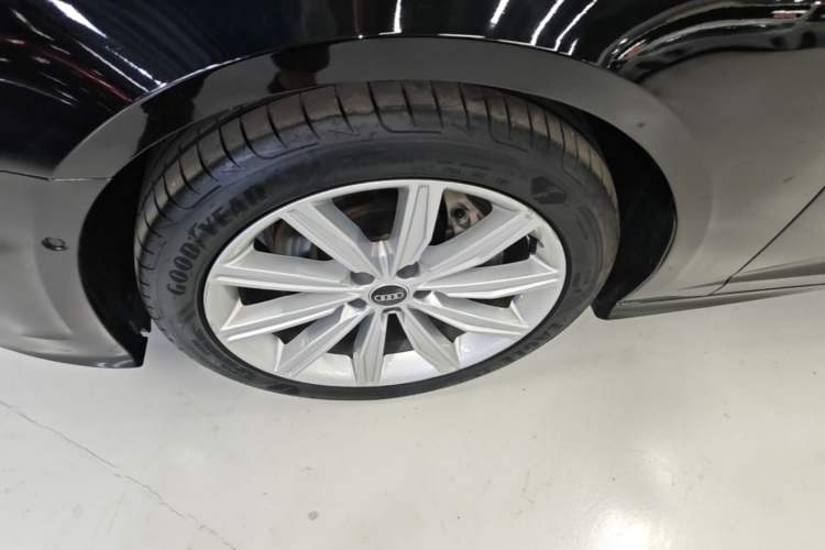 Used Audi A6L 2023 Revised 45 TFSI Prestige Dynamic Edition Exterior 4