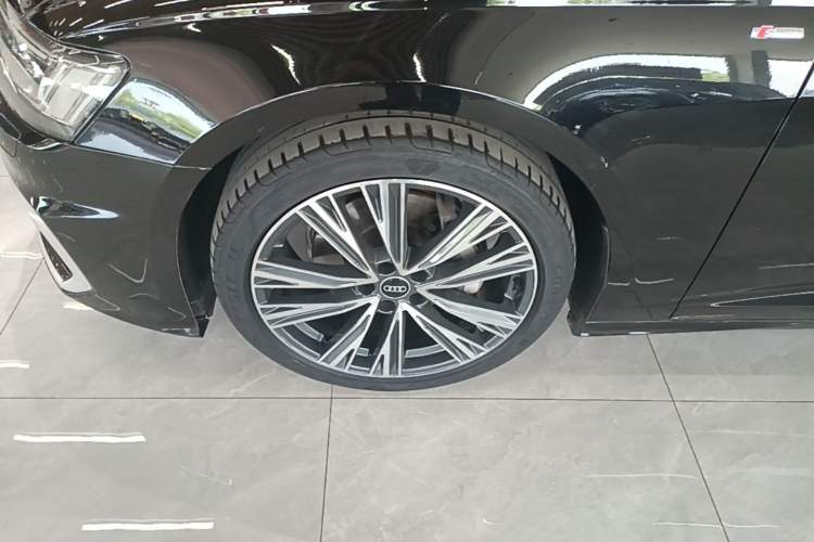 Used Audi A6L 2023 Revised 45 TFSI Prestige Dynamic Edition Exterior 4