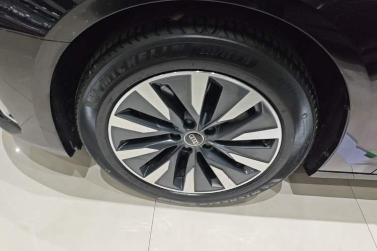 Used Audi A6L 2023 45 TFSI Prestige Elegant Edition Exterior 4