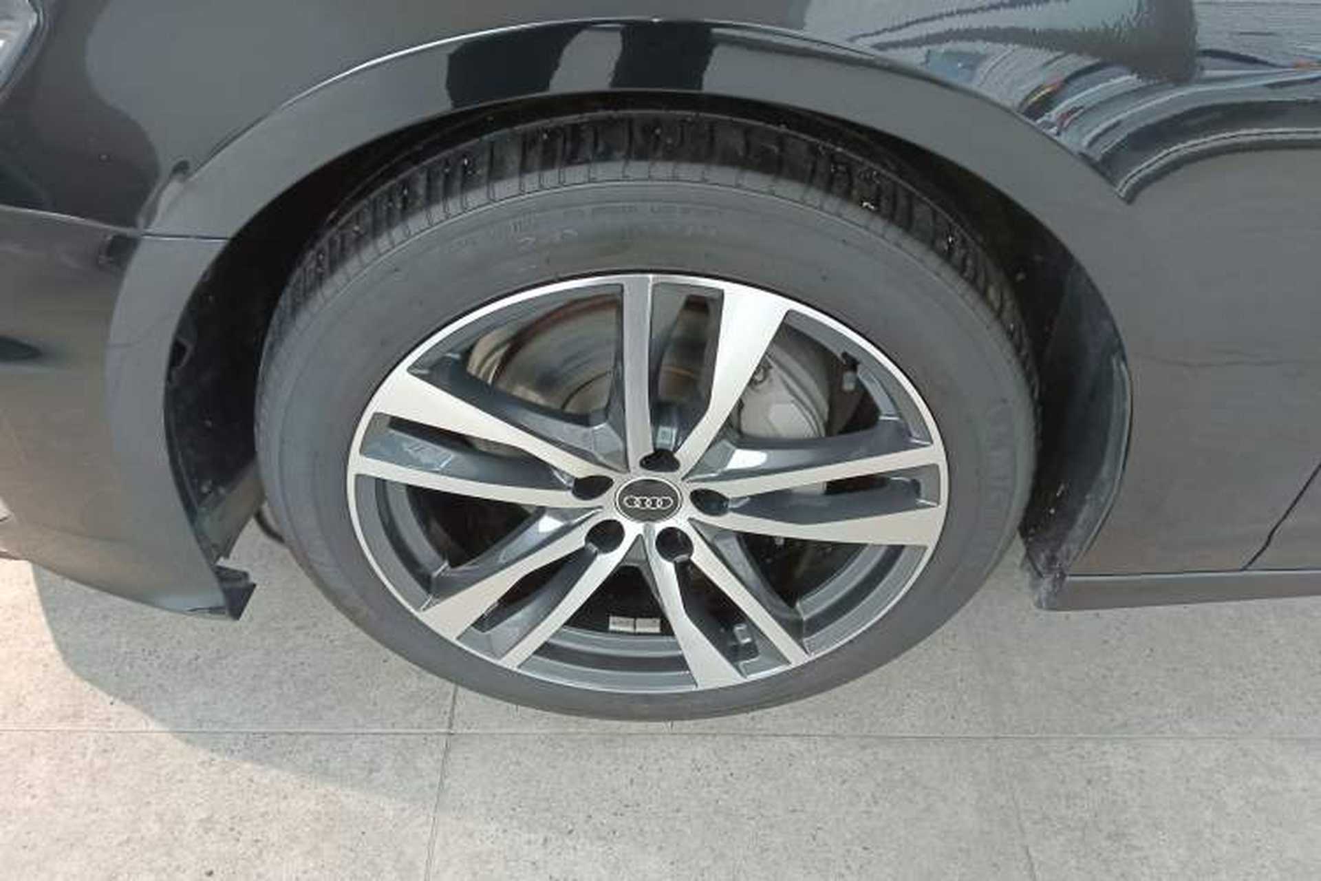 Used Audi A6L 2023 Revised 40 TFSI Luxury Dynamic Edition Exterior 4