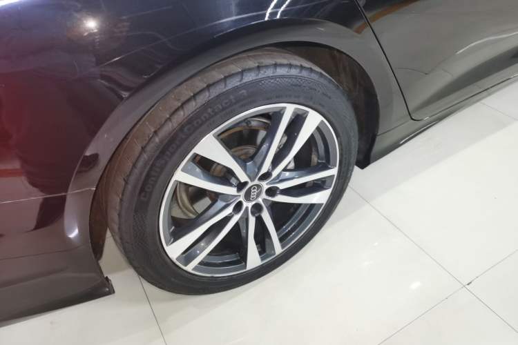 Used Audi A6L 2023 Revised 40 TFSI Luxury Dynamic Edition Exterior 5