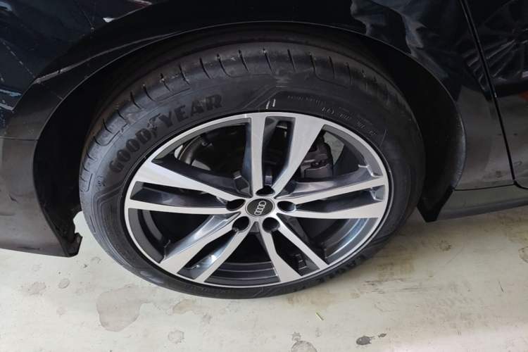 Used Audi A6L 2023 Revised 40 TFSI Luxury Dynamic Edition Exterior 5
