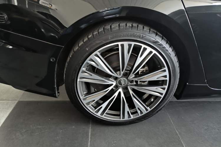 Used Audi A6L 2023 Revised 45 TFSI Prestige Dynamic Edition Exterior 5