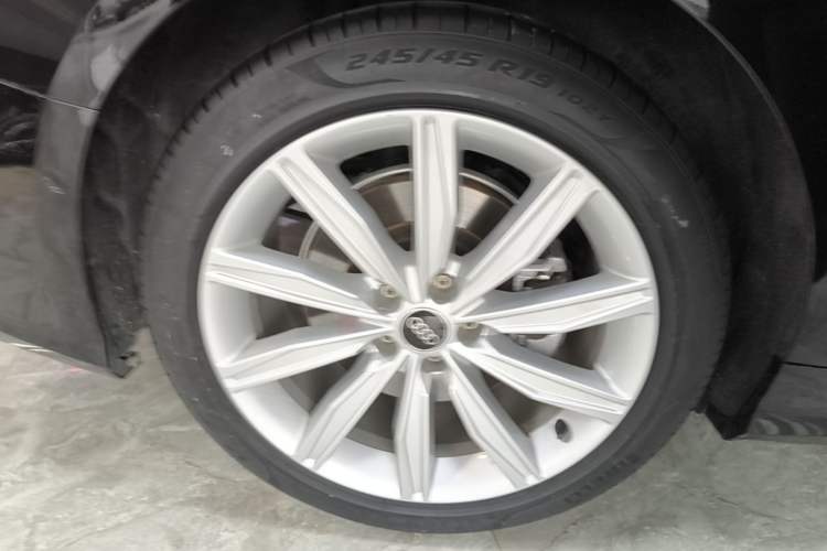 Used Audi A6L 2023 Revised 45 TFSI Prestige Dynamic Edition Exterior 5