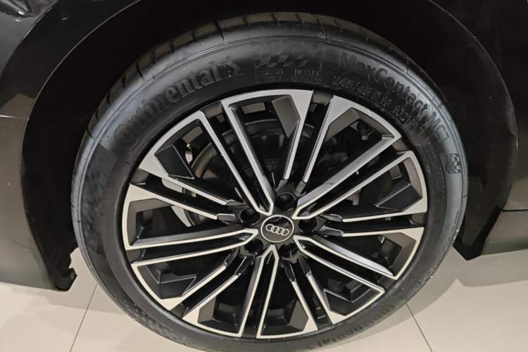 Used Audi A6L 2023 Revised 40 TFSI Luxury Dynamic Edition Exterior 5