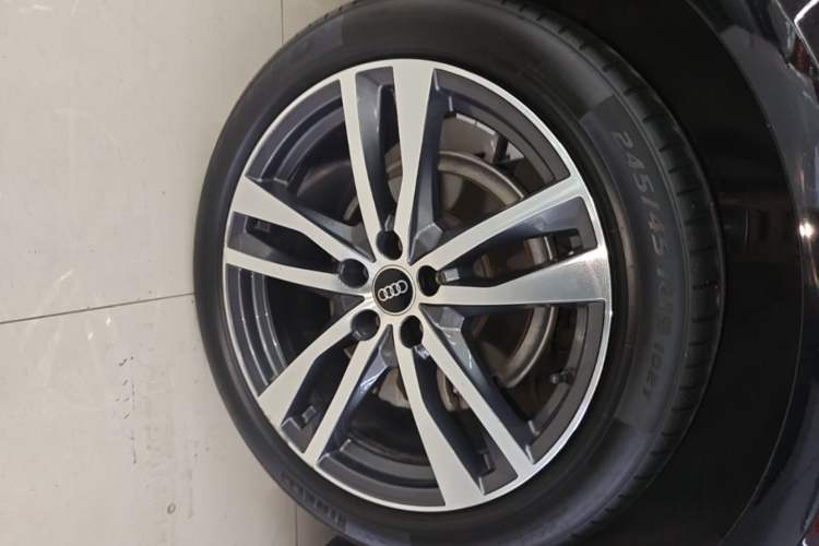 Used Audi A6L 2023 Revised 40 TFSI Luxury Dynamic Edition Exterior 5