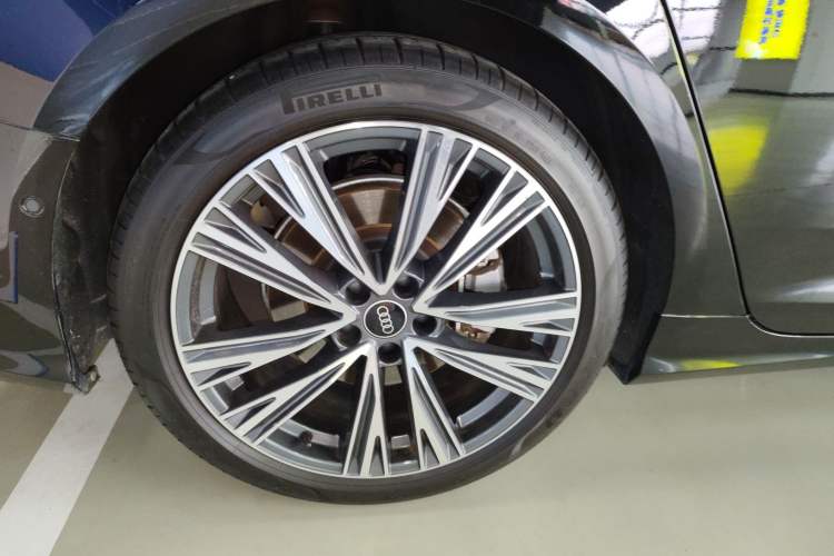 Used Audi A6L 2023 Revised Edition 45 TFSI quattro Prestige Dynamic Version Exterior 5