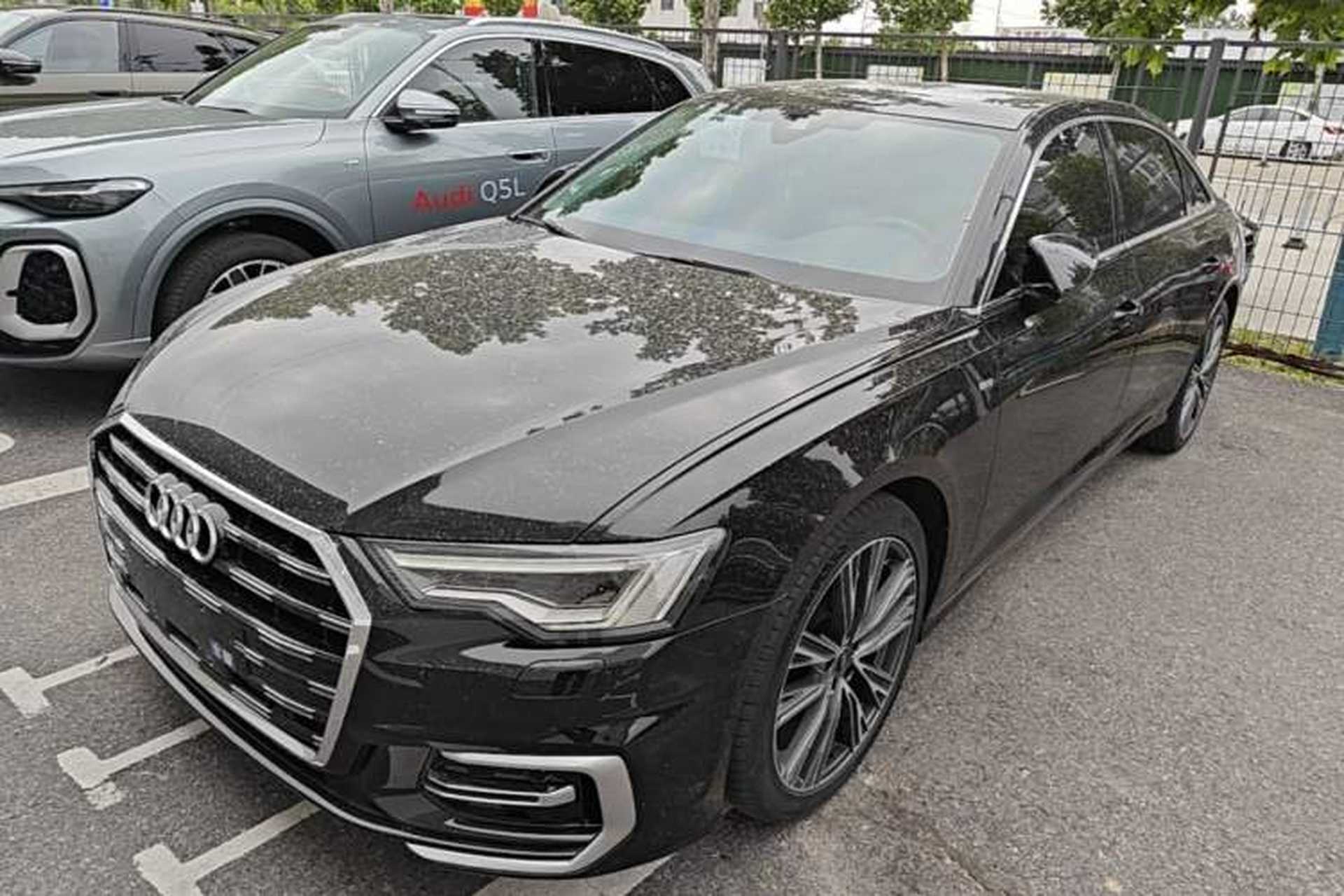 Used Audi A6L 2023 40 TFSI Luxury Dynamic Model Front Left 45 Deg