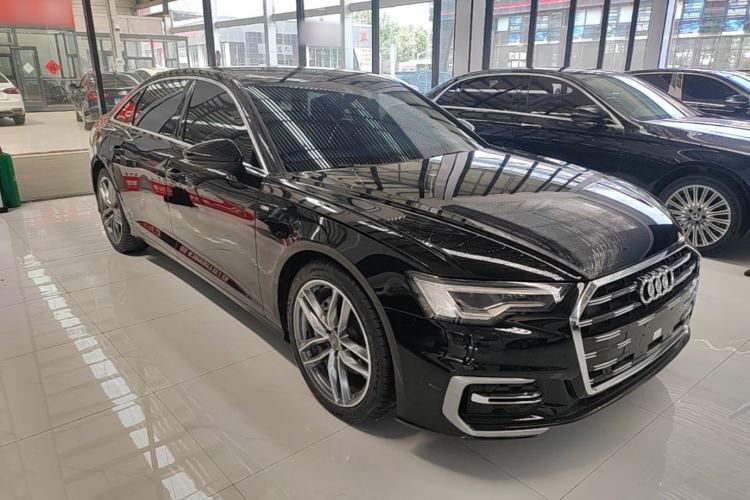 Used Audi A6L 2023 40 TFSI Luxury Dynamic Model Front Right 45 Deg