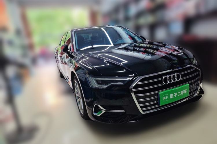 Used Audi A6L 2023 40 TFSI Luxury Prestige Edition Front Right 45 Deg
