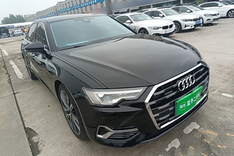 Used Audi A6L 2023 40 TFSI Luxury Prestige Edition Front Right 45 Deg