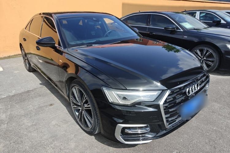 Used Audi A6L 2023 Revised Edition 45 TFSI quattro Prestige Dynamic Version Front Right 45 Deg