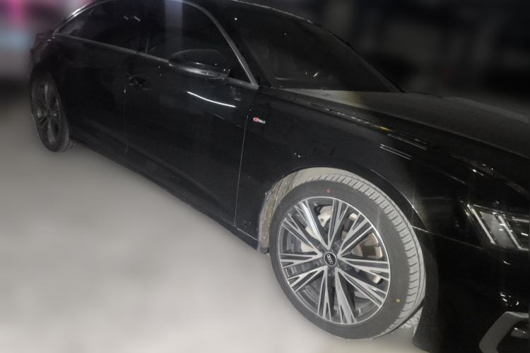 Used Audi A6L 2023 40 TFSI Luxury Prestige Edition Front Right 45 Deg