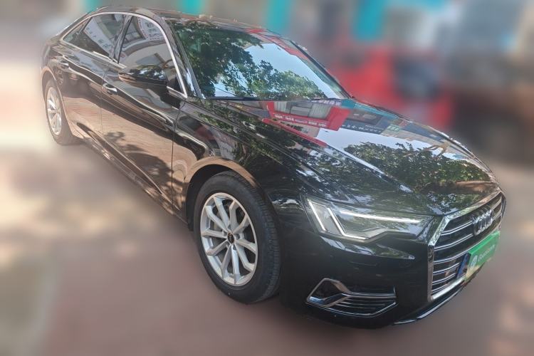 Used Audi A6L 2023 40 TFSI Luxury Prestige Edition Front Right 45 Deg