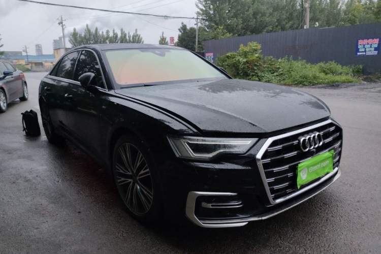 Used Audi A6L 2023 40 TFSI Luxury Dynamic Model Front Right 45 Deg