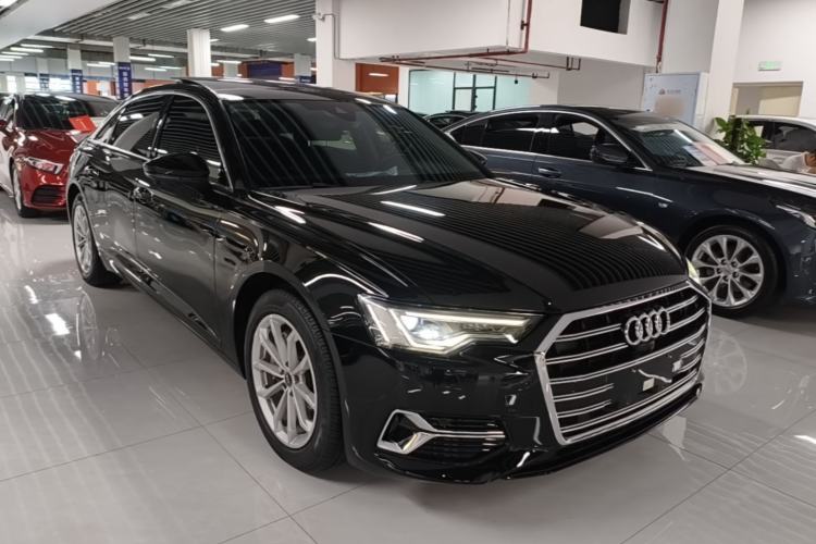 Used Audi A6L 2023 40 TFSI Luxury Prestige Edition Front Right 45 Deg