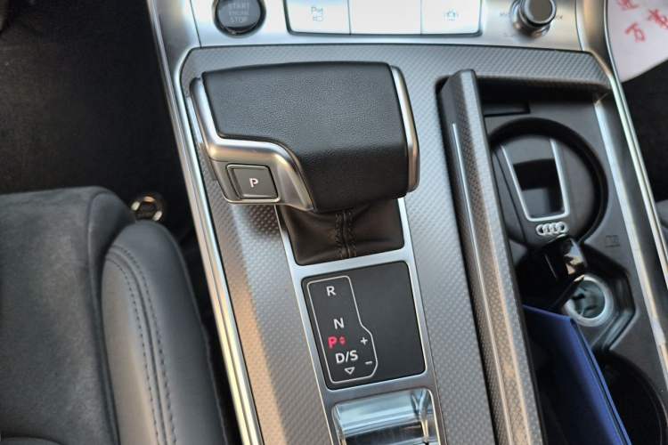 Used Audi A6L 2023 45 TFSI Prestige Dynamic Edition Gear Lever